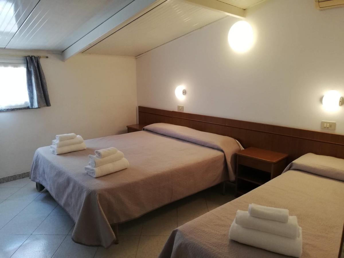 Hotel La Bella Vita Ρίμινι Εξωτερικό φωτογραφία