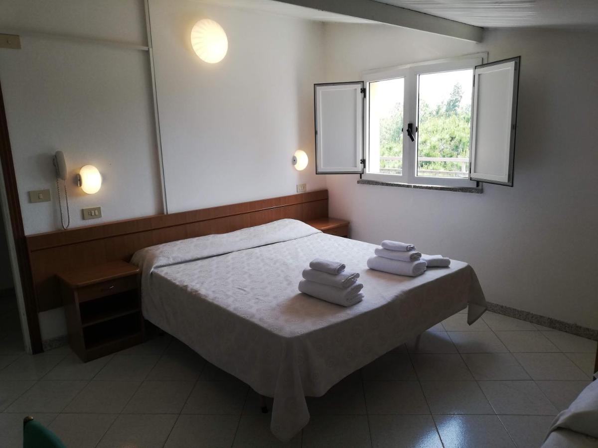Hotel La Bella Vita Ρίμινι Εξωτερικό φωτογραφία