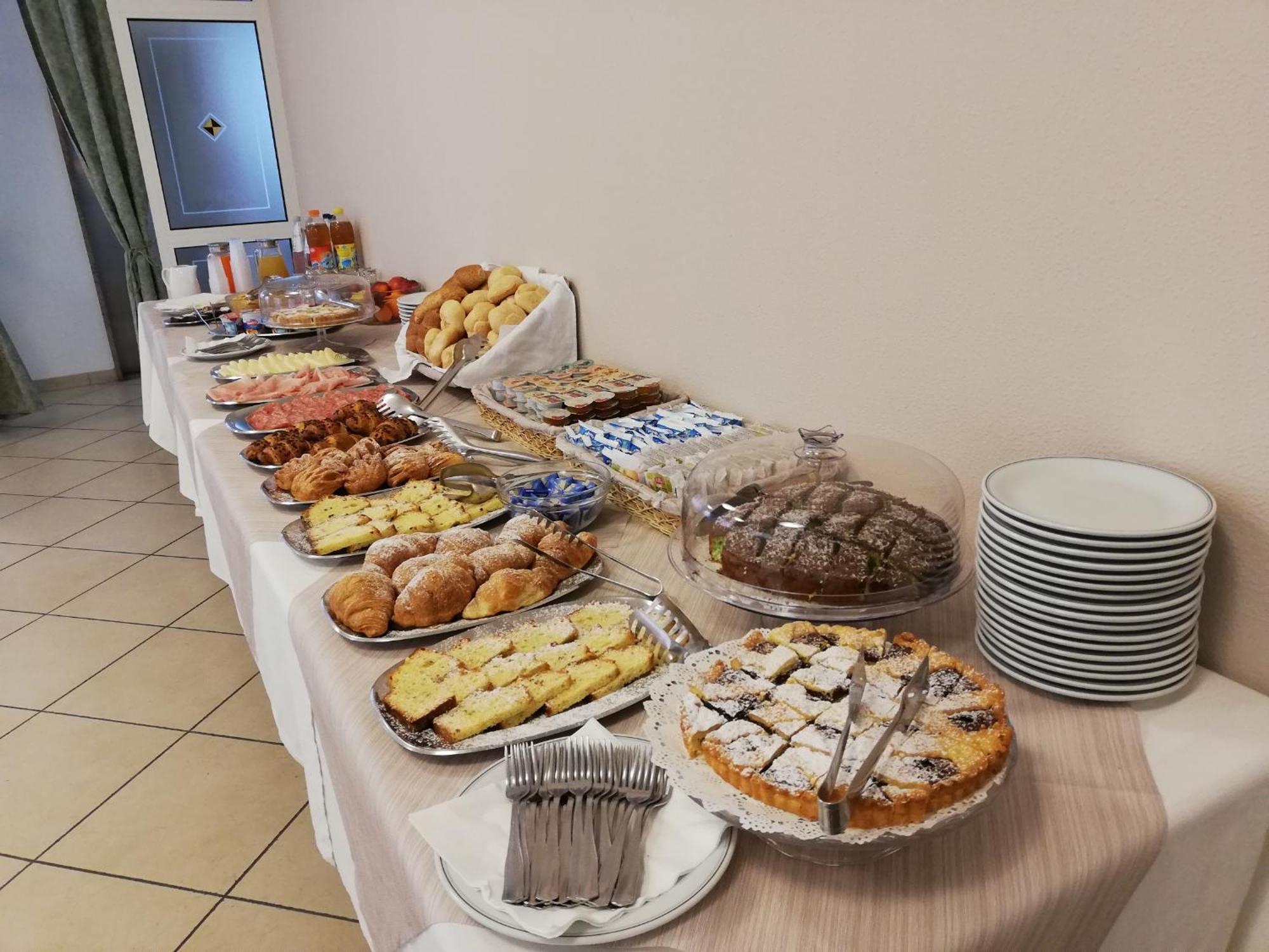 Hotel La Bella Vita Ρίμινι Εξωτερικό φωτογραφία