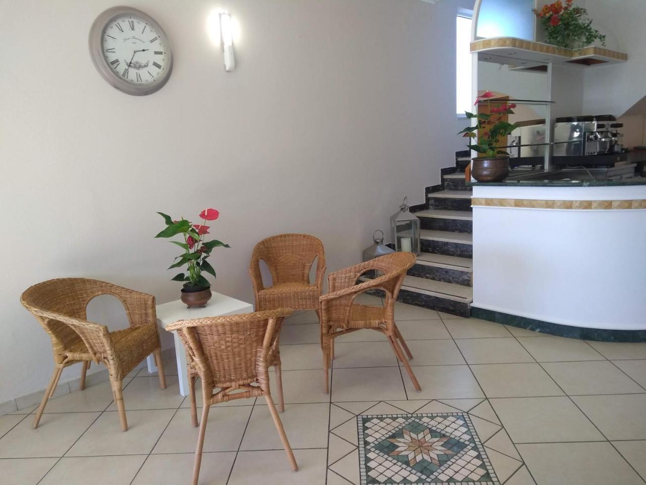 Hotel La Bella Vita Ρίμινι Εξωτερικό φωτογραφία