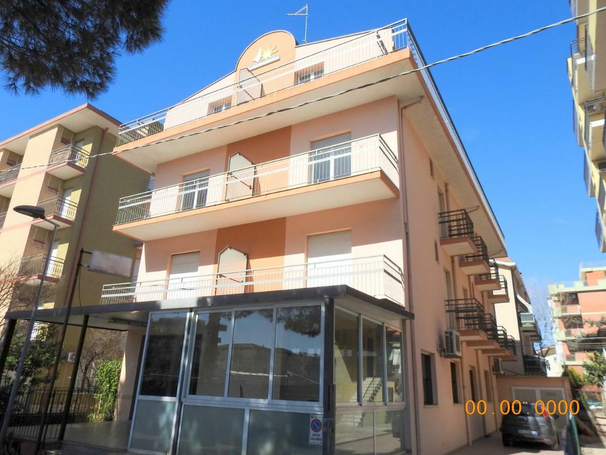 Hotel La Bella Vita Ρίμινι Εξωτερικό φωτογραφία